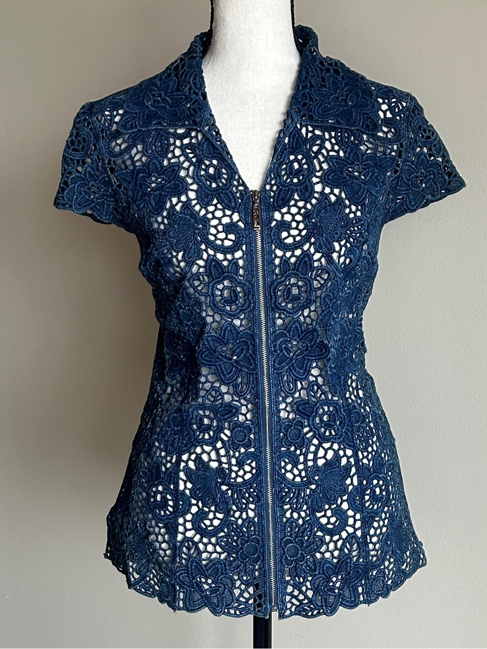 Vintage Denim Acezung Crochet Lace Zip-Front Eyelet Women’s Top Medium